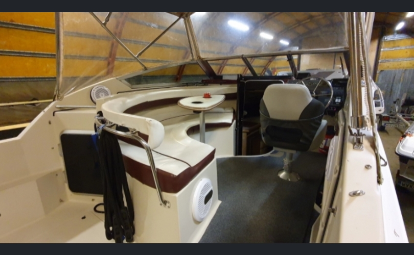 Maxum 2555 SCR-kuva-8